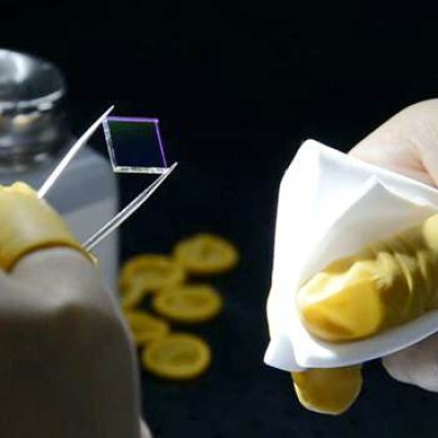 光學(xué)濾光片表面應(yīng)該怎么擦拭？